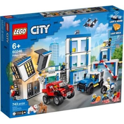 LEGO City Полицейский участок (60246)