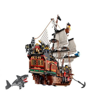 LEGO Creator Піратський корабель 1262 деталі (31109)