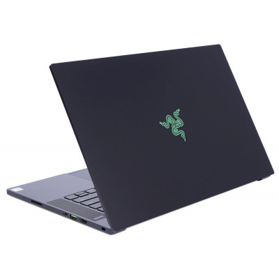 Razer Blade 15 Advanced (RZ09-0409BEA3-R3E1)