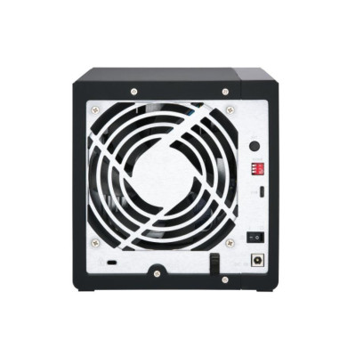 Qnap TR-004