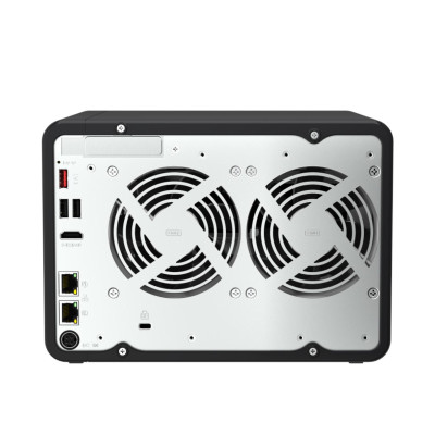 Qnap TS-664-8G