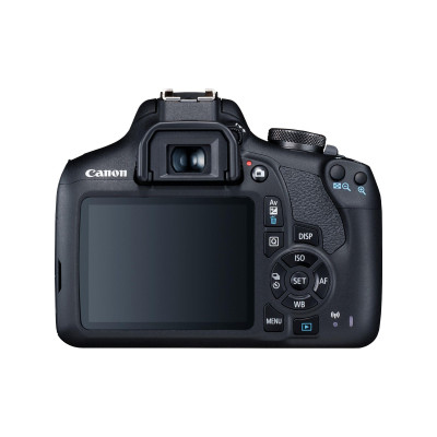 Canon EOS 2000D + EF-S 18-55mm f / 3.5-5.6 + bag + card (2728C054)