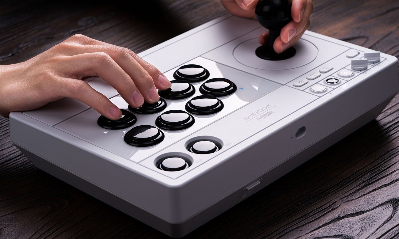 8BitDo Arcade Stick Controller для Xbox/PC White – Lifestyle Graphics