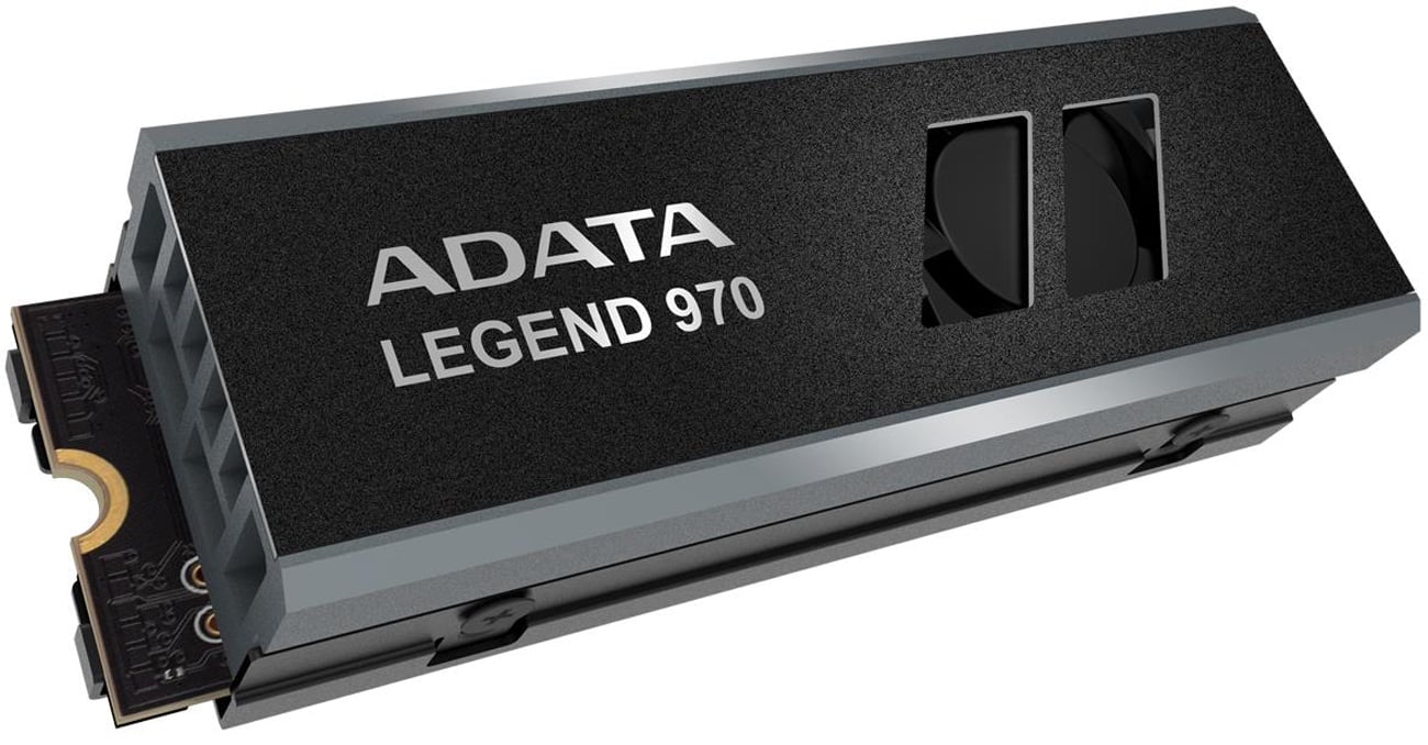 ADATA LEGEND 970 PCIe Gen5 NVMe M.2 SSD – вид спереду під кутом