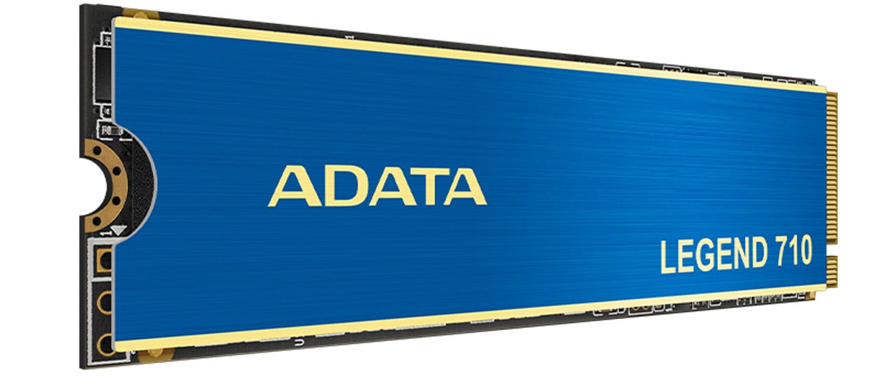 Твердотельный накопитель ADATA LEGEND 710 M.2 – вид спереди под углом