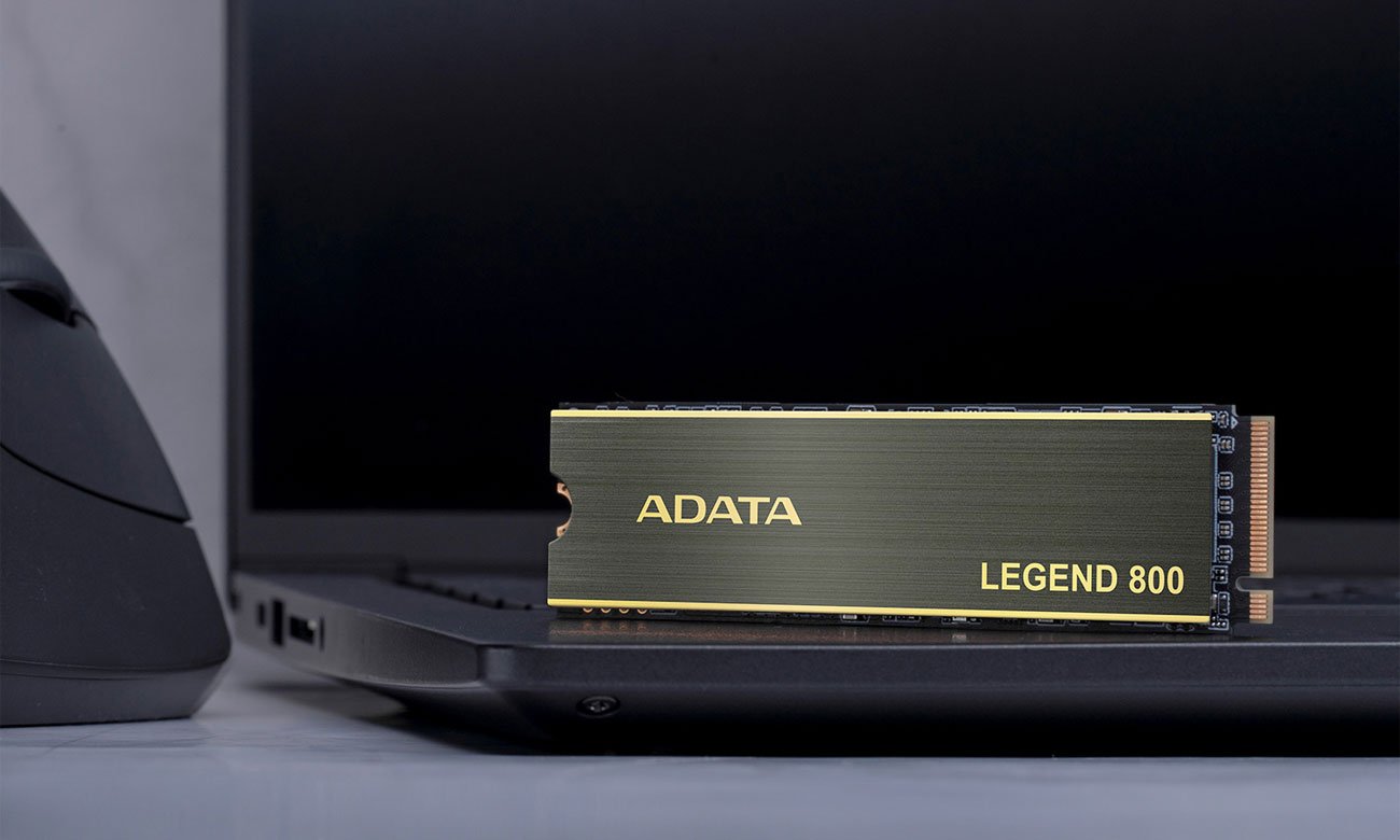 Привiд ADATA LEGEND 800 на ноутбуцi