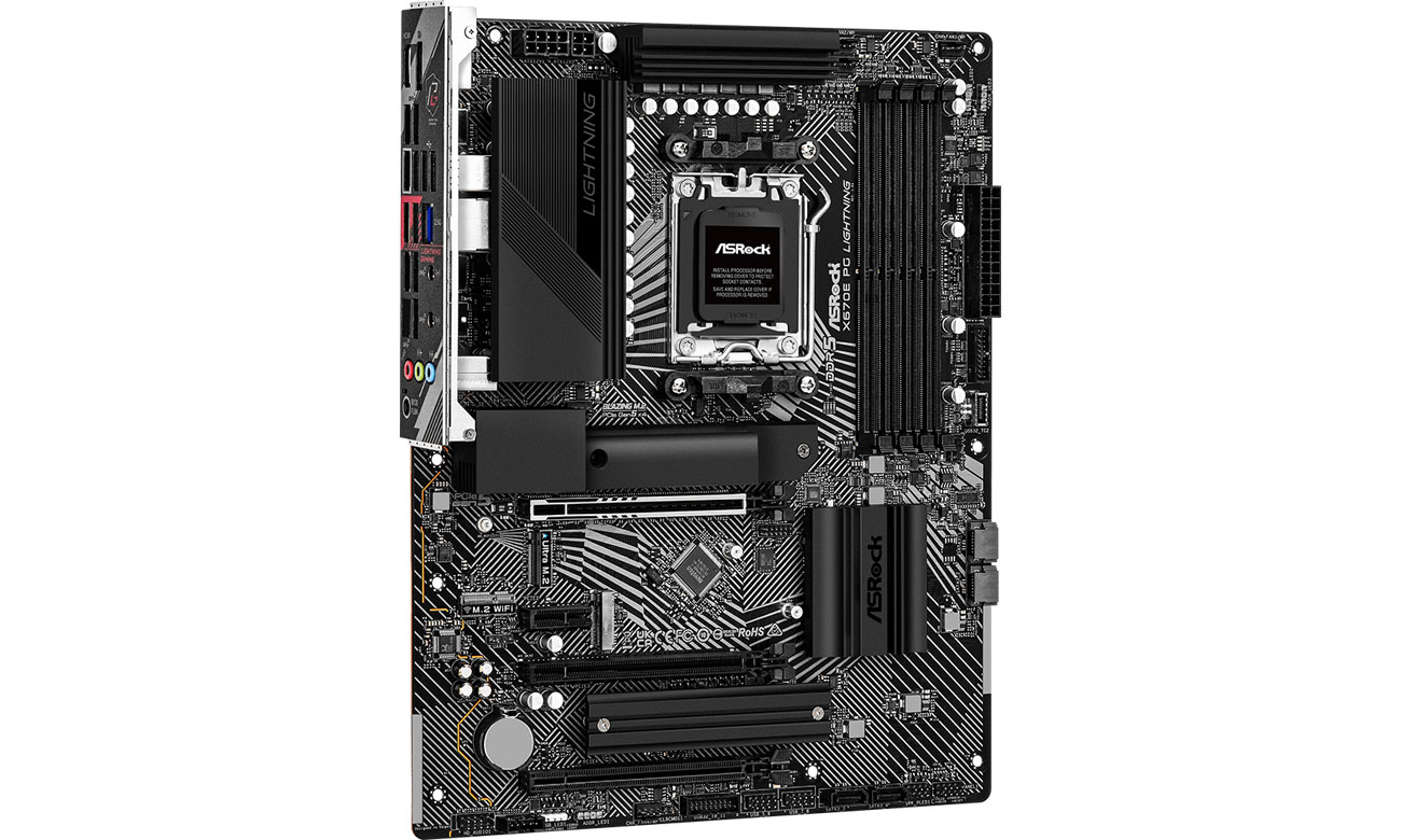 ASRock X670E PG LIGHTNING Mobo