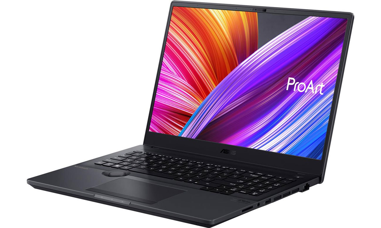 Екран ASUS ProArt Studiobook Pro 16 з клавіатурою