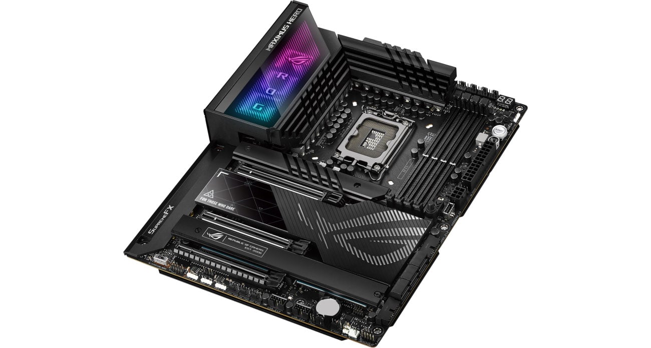 Разъемы ASUS ROG MAXIMUS Z790 HERO