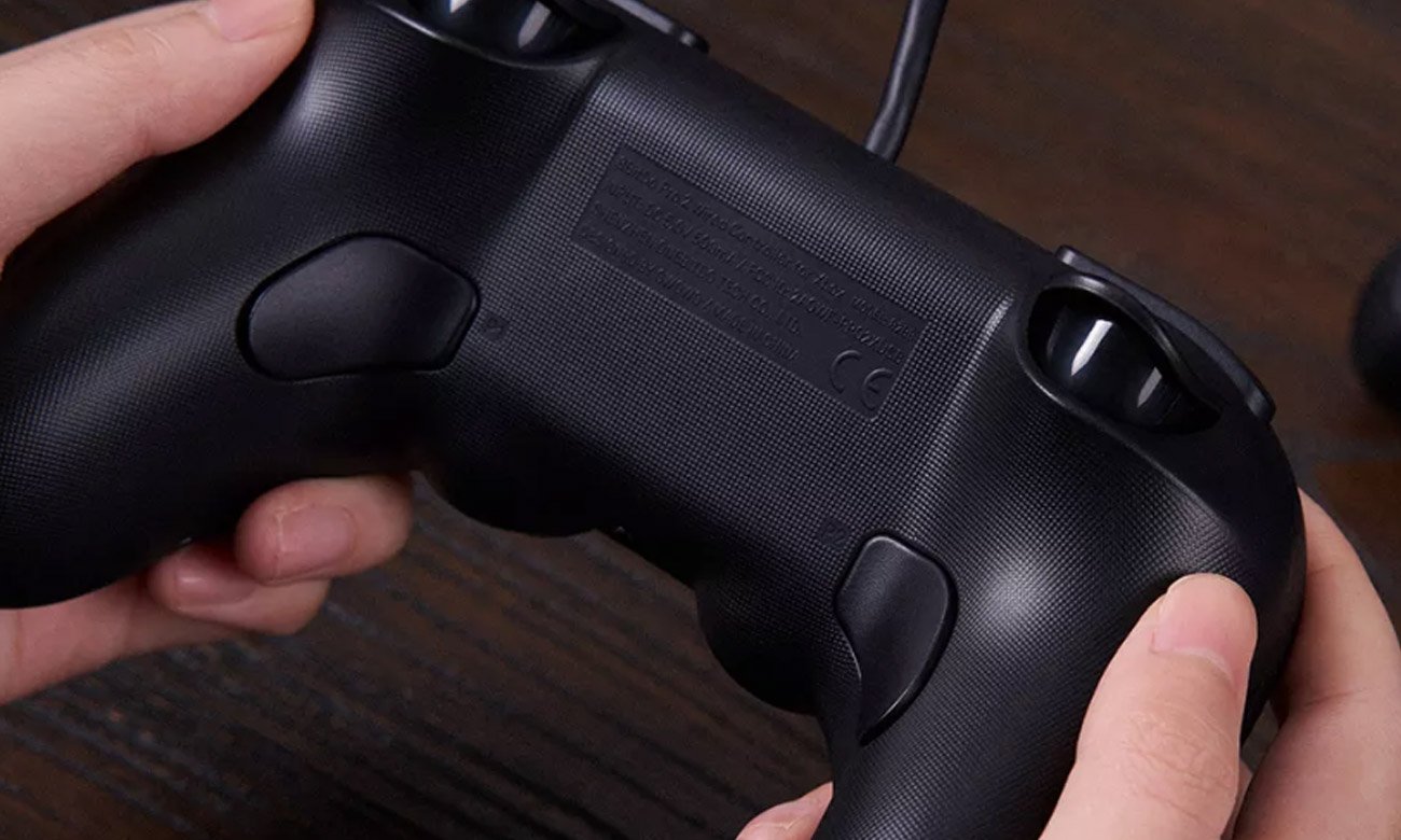 Двопровідний геймпад 8BitDo Pro для Xbox/ПК