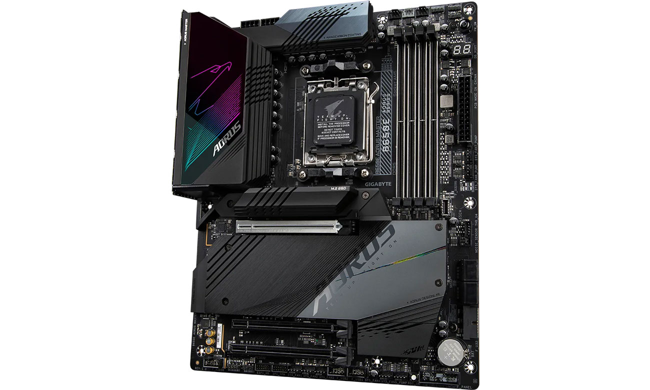 Роз'єми Gigabyte B650E AORUS MASTER