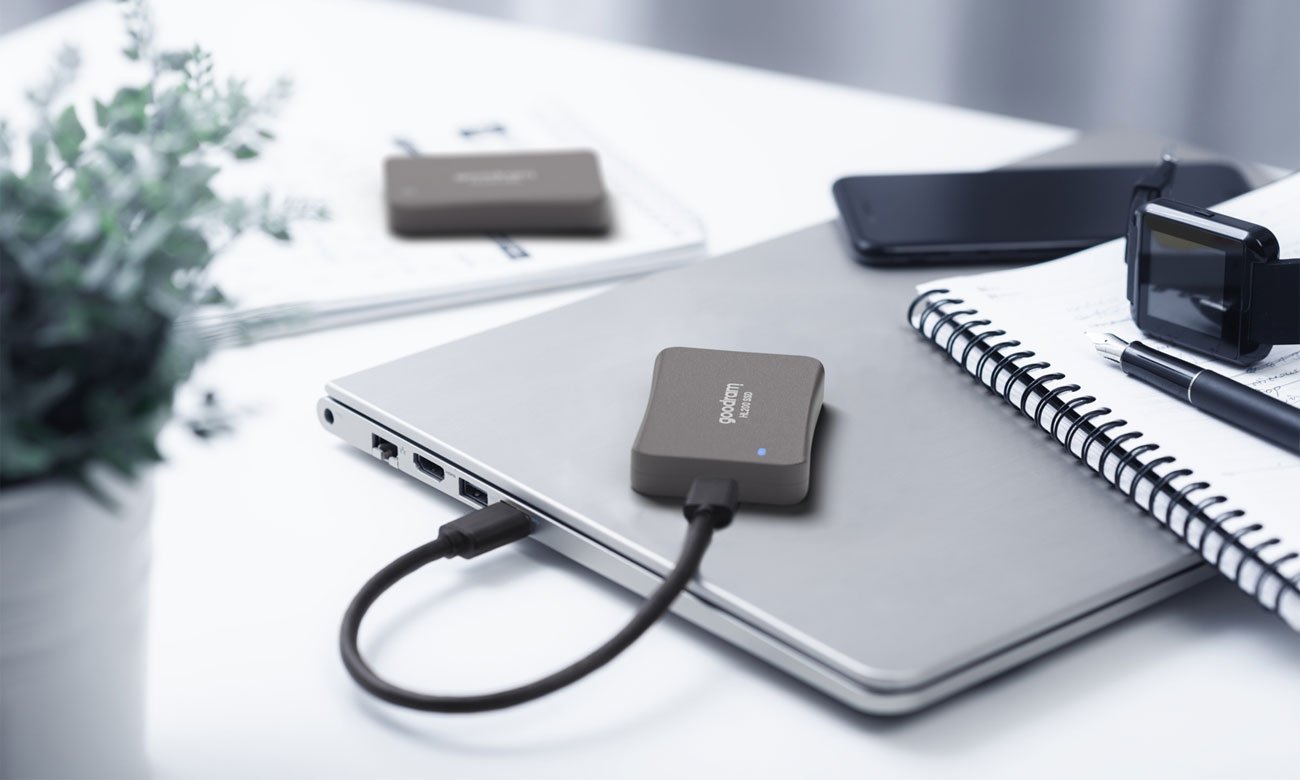 Накопитель GOODRAM HL200 с интерфейсом USB-C