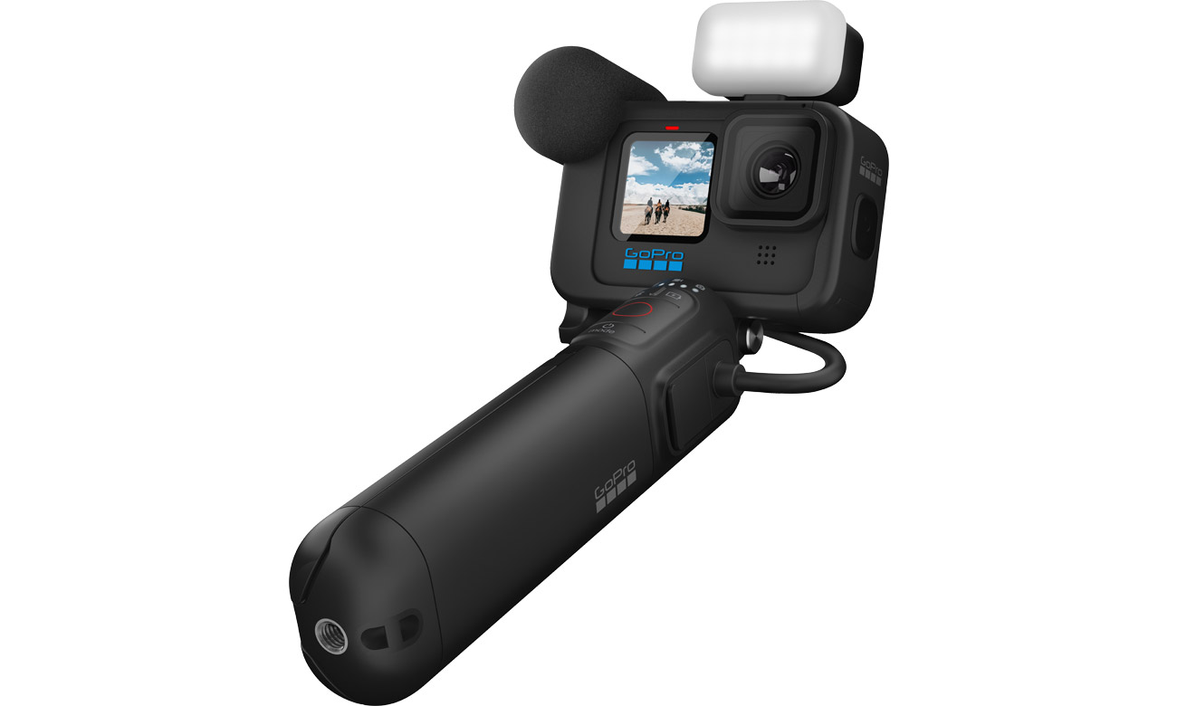 Экшн-камера GoPro HERO11 Black Creater Edition – угловой вид спереди