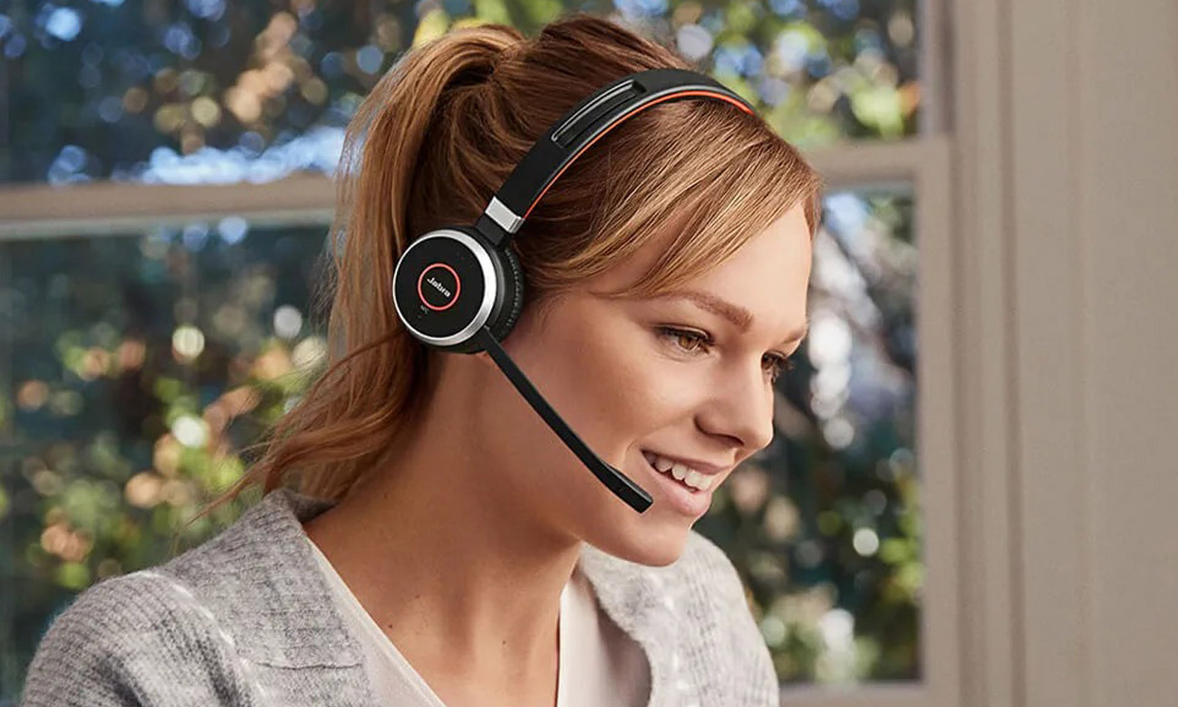 Гарнитура Jabra Evolve 65 SE - Busylight