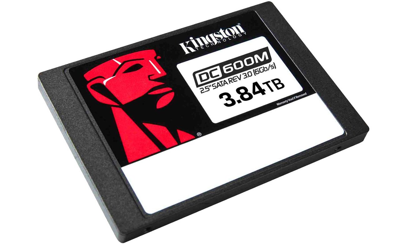 Твердотільний накопичувач Kingston DC600M SATA 3,84 ТБ 2,5 дюйма - кутовий вигляд спереду