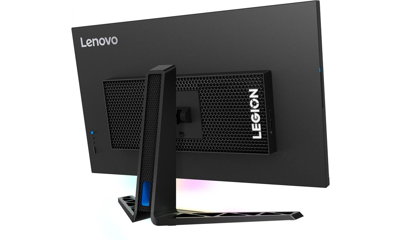 Lenovo Legion Y32p-30 вид спереди