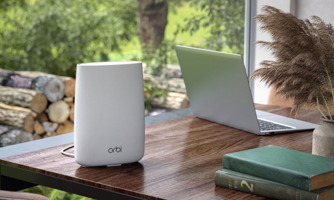 Маршрутизатор Netgear Orbi 4G LTE