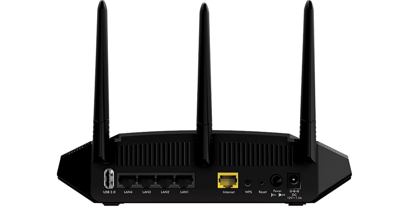 Netgear R6350 Вид ззаду