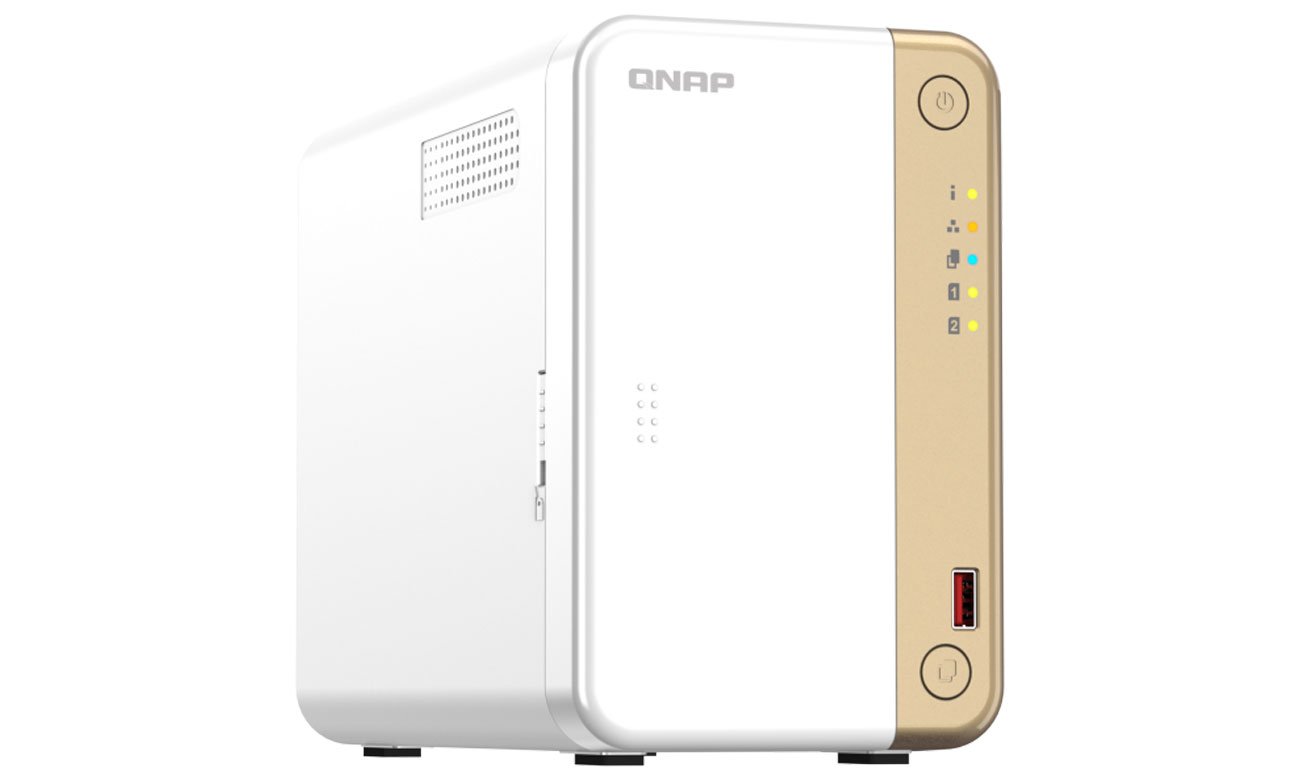 Вигляд спереду NAS QNAP TS-262-4G