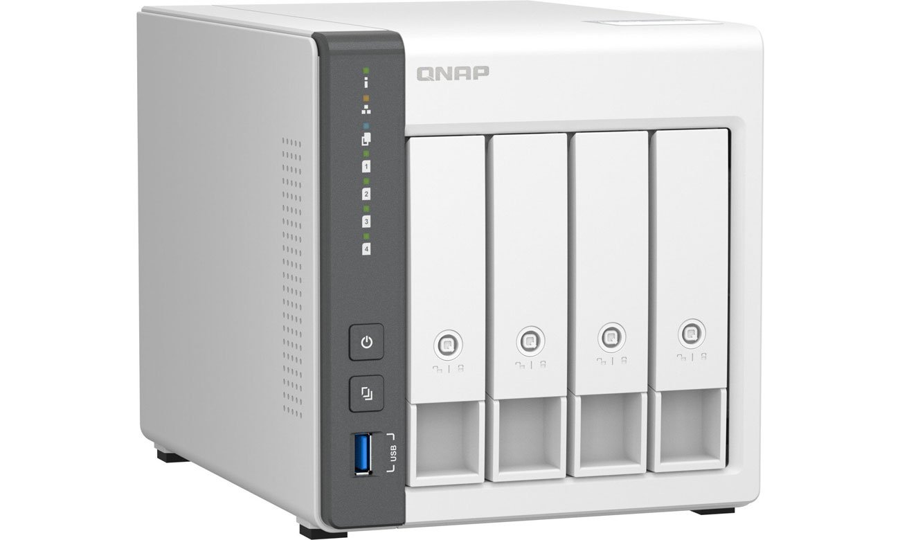 QNAP TS-433-4G Вид слева