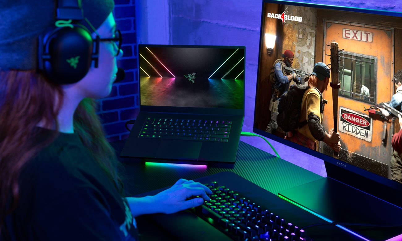 Клавиатура Razer Blade 15 с подсветкой