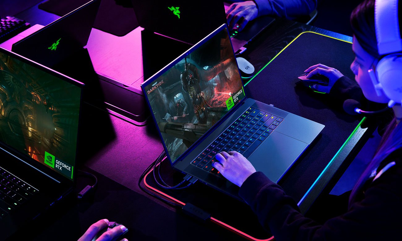 Клавіатура Razer Blade 16 з підсвічуванням