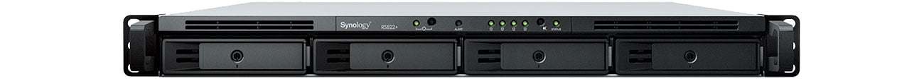 Synology RS822+, вид спереду