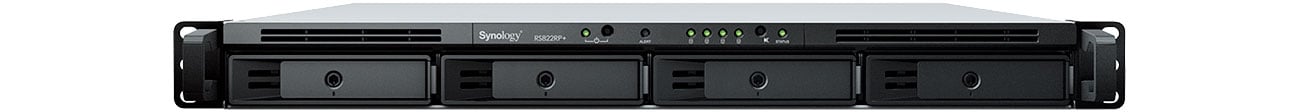 Synology RS822RP+, вид спереду