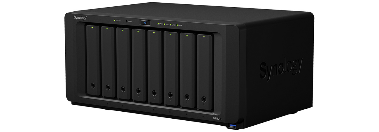 Мережевий диск Synology DS1821+ NAS