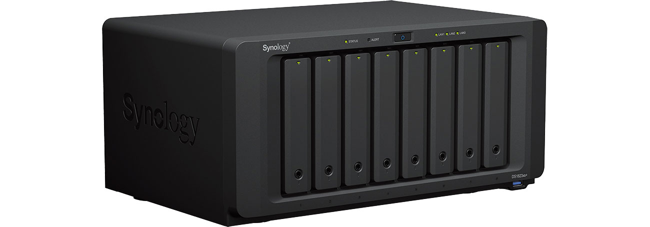 Хранение данных Synology DS1823xs+