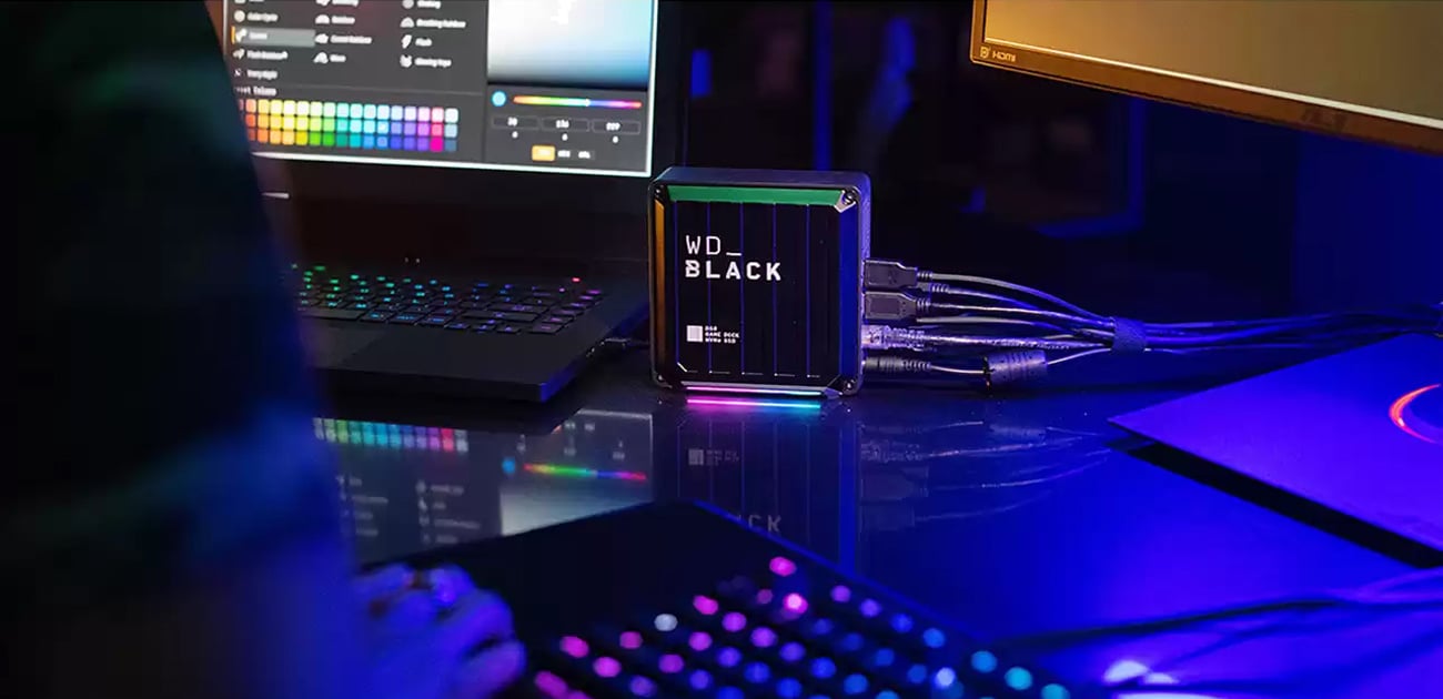 WD BLACK D50 Game Dock RGB підсвічування